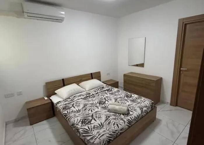 Bayview Baluta 2 Bedroom App 03 * Gzira